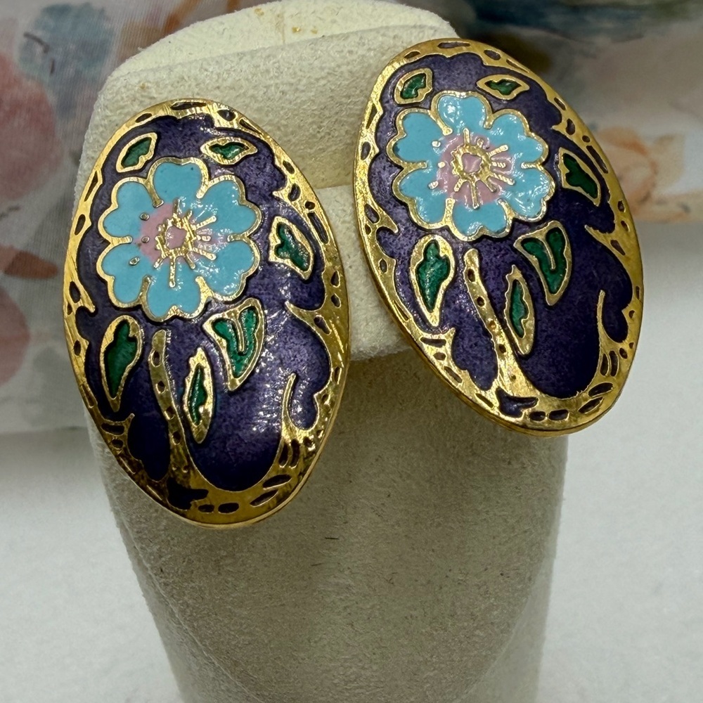 Vintage Cloisonné Purple and Gold Floral clip Earrings #332CE